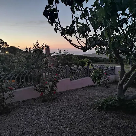 Holiday home La Casetta Del Mirto Paduledda Isola Rossa (Sassari)